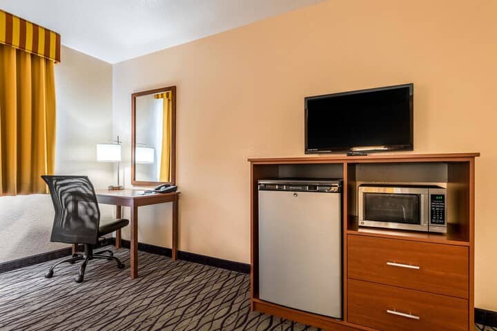 Room 7 of 39