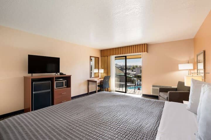 Room 20 of 39